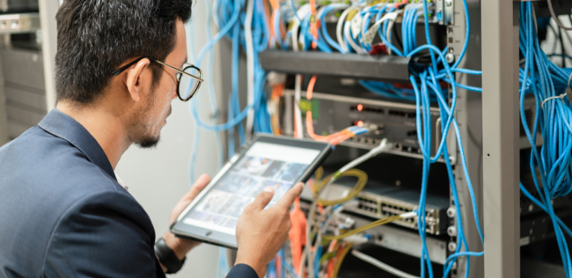 Network ve UPS sistemleri kurulumu